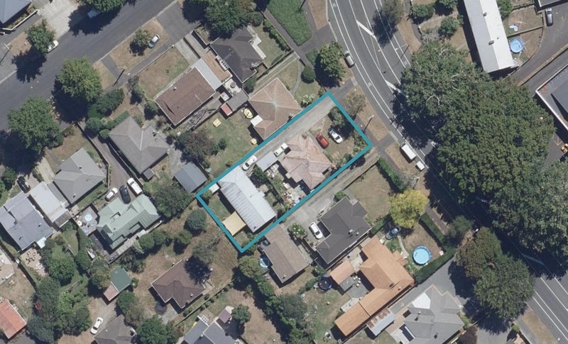 153 Grey Street, Hamilton East, Hamilton - Carousel 1