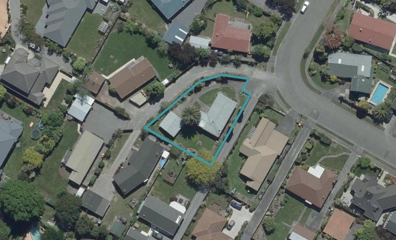 11 Sapphire Street, Casebrook, Christchurch - Carousel 1