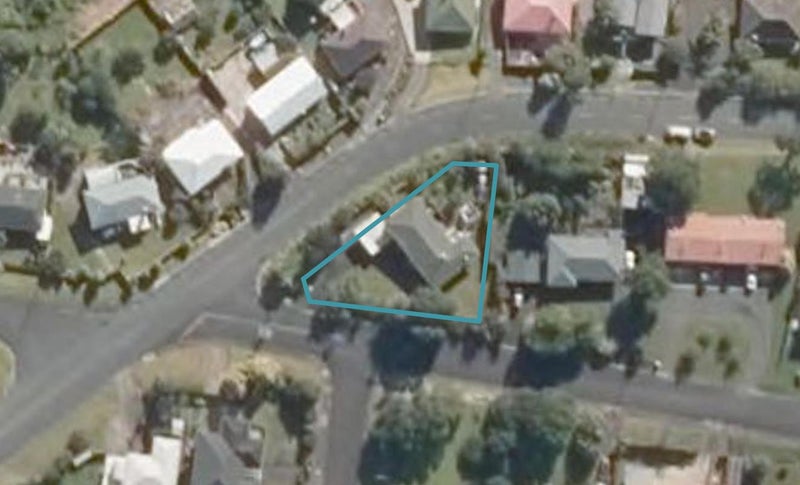 9 Commins Road, Onerahi, Whangarei - Carousel 1