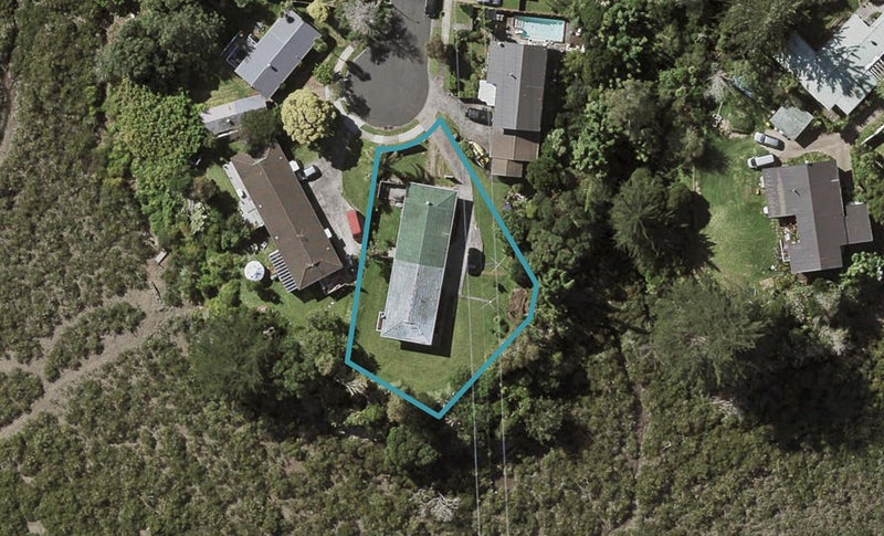2/14 Roseburn Place, Pakuranga, Auckland - Carousel 1