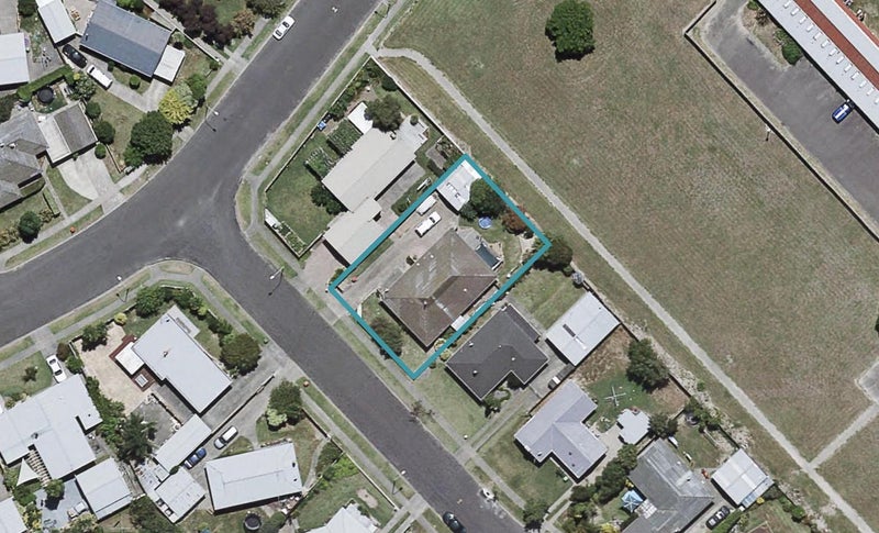 3 Fife Crescent, Tamatea, Napier - Carousel 1