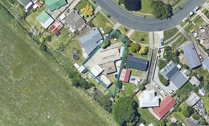 24 Browning Crescent, Owhata, Rotorua - Carousel 1