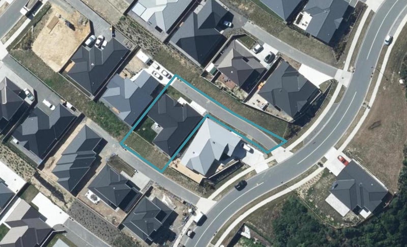 145 John Burke DR, Aotea, PORIRUA - Carousel 1