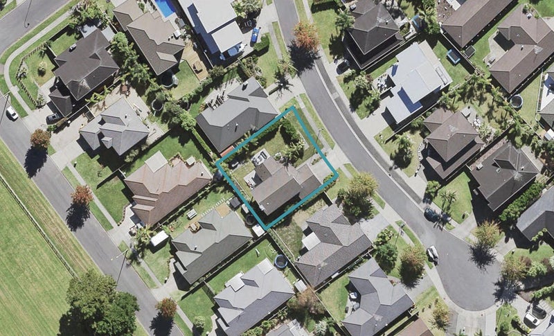 5 Dove Place, Schnapper Rock, Auckland - Carousel 1