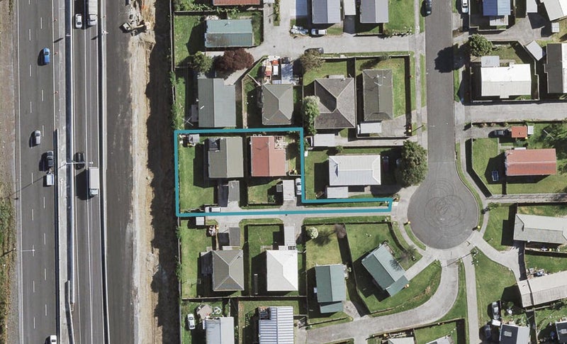 35 Solveig Place, Randwick Park, Auckland - Carousel 1