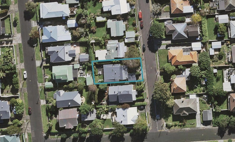 18 Jubilee Avenue, Onehunga, Auckland - Carousel 1