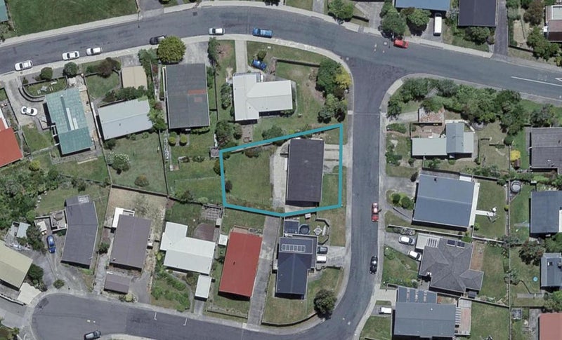 4 Rice Crescent, Newlands, Wellington - Carousel 1