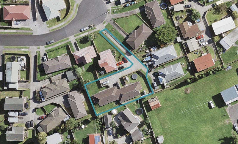 13 Nerissa Place, Randwick Park, Auckland - Carousel 1