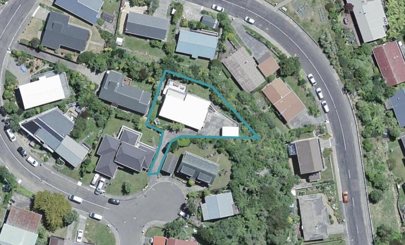 97 Allington Road, Karori, Wellington - Carousel 1