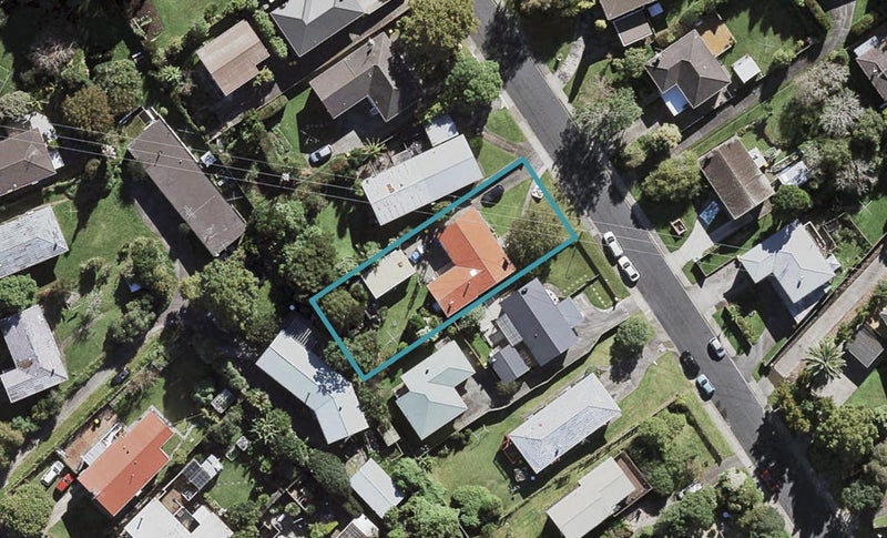 14 Ramillies Place, Glenfield, Auckland - Carousel 1