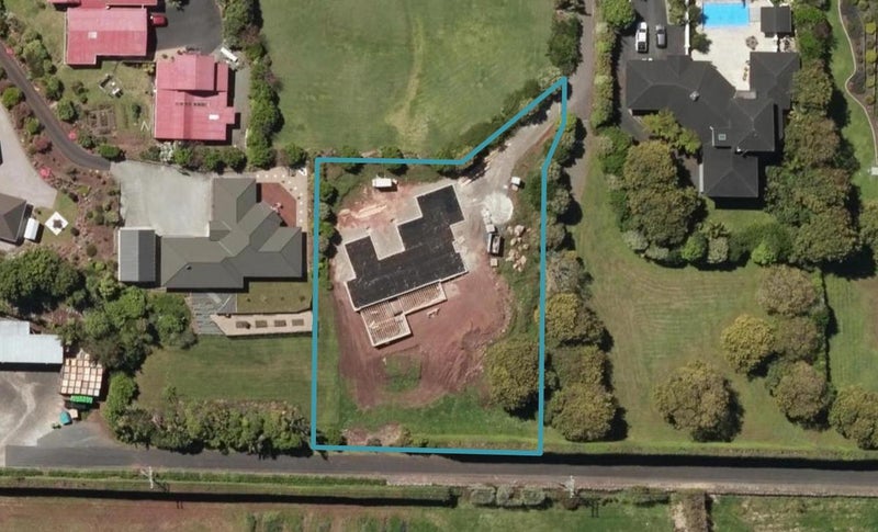 12 Tullamore, Maunu, Whangarei - Carousel 1