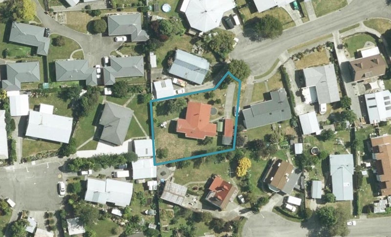 7 Ryan Place, Springlands, Blenheim - Carousel 1