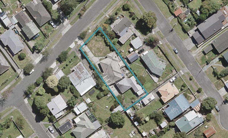 32 Owen Street, Belmont, Lower Hutt - Carousel 1