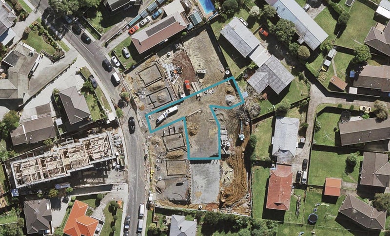 61D Potter Avenue, Northcote, Auckland - Carousel 1