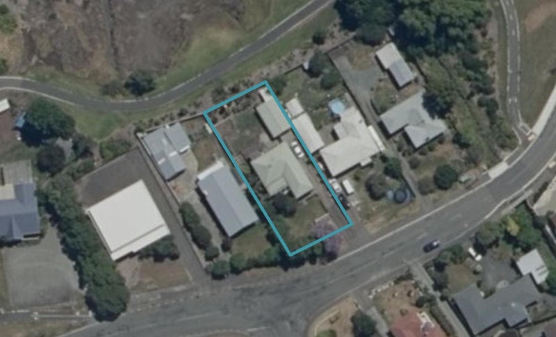 671 Atawhai Crescent, Atawhai, Nelson - Carousel 1