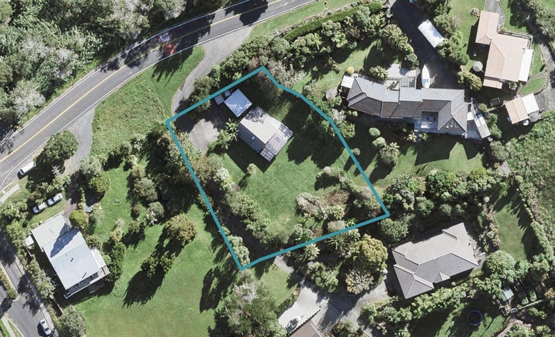 53A Lonely Track Road, Fairview Heights, Auckland - Carousel 1