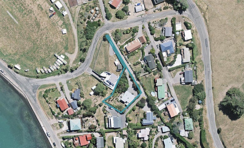 10 Haywards Lane, Duvauchelle, Duvauchelle - Carousel 1