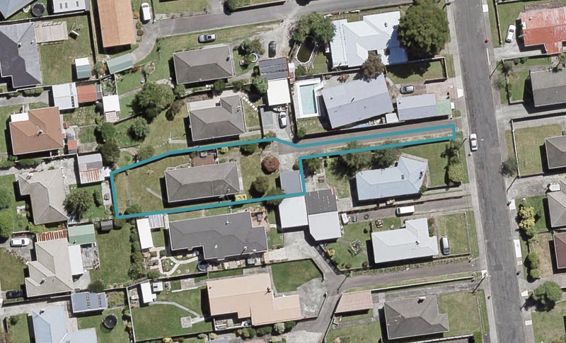 49 Kashmir Avenue, Clouston Park, Upper Hutt - Carousel 1
