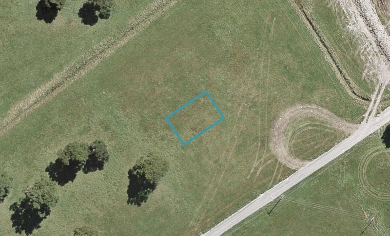 64 Mawai Hakona Drive, Wallaceville, Upper Hutt - Carousel 1