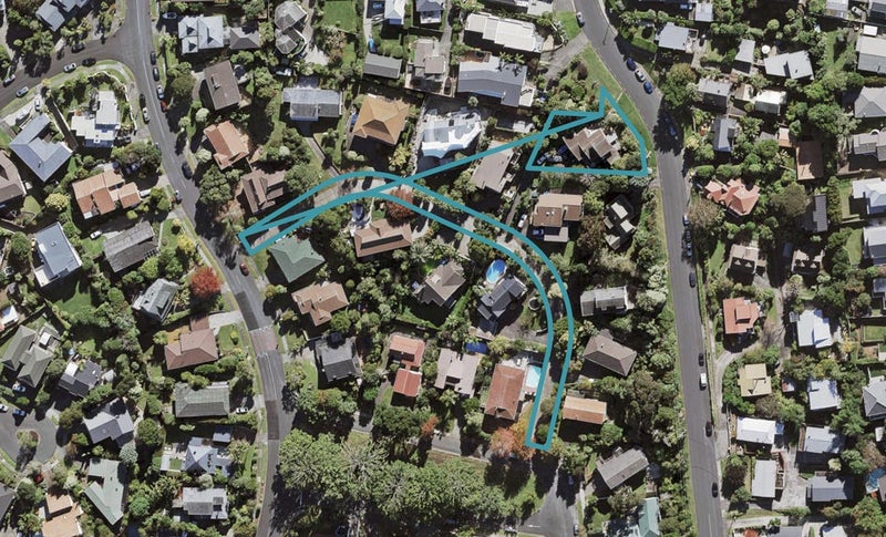 24 Holyoake Place, Chatswood, Auckland - Carousel 1