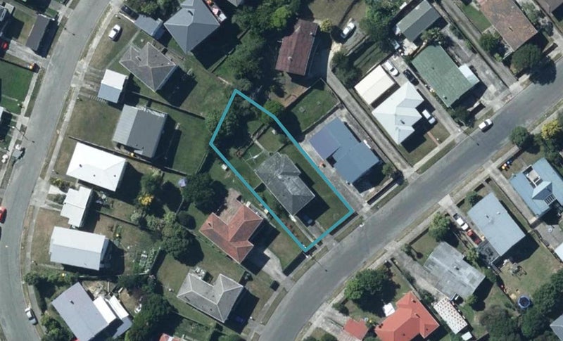 39 Desert Gold Street, Ascot Park, Porirua - Carousel 1