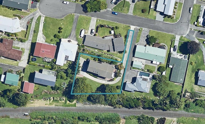 29 Seaway Terrace, Otumoetai, Tauranga - Carousel 1