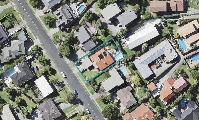 35 Amante Crescent, Mairangi Bay, Auckland - Carousel 1