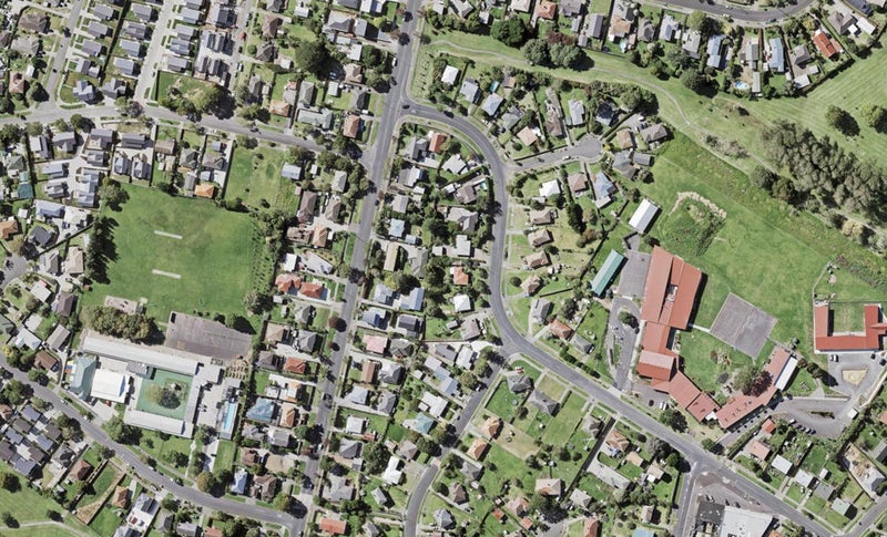 3/11 Farringdon Street, Glen Innes, Auckland - Carousel 1