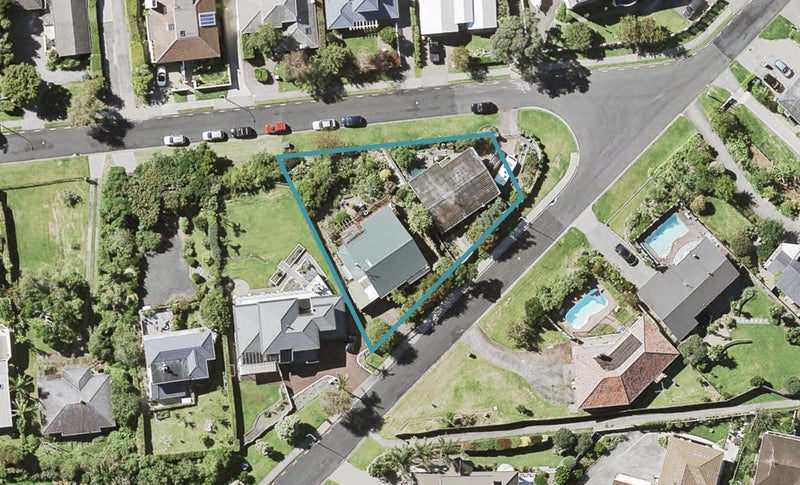 24 Coates Road, Cockle Bay, Auckland - Carousel 1