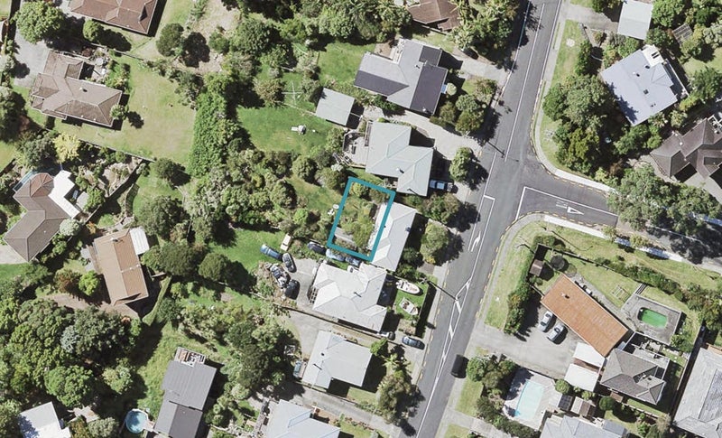133B Arran Road, Browns Bay, Auckland - Carousel 1