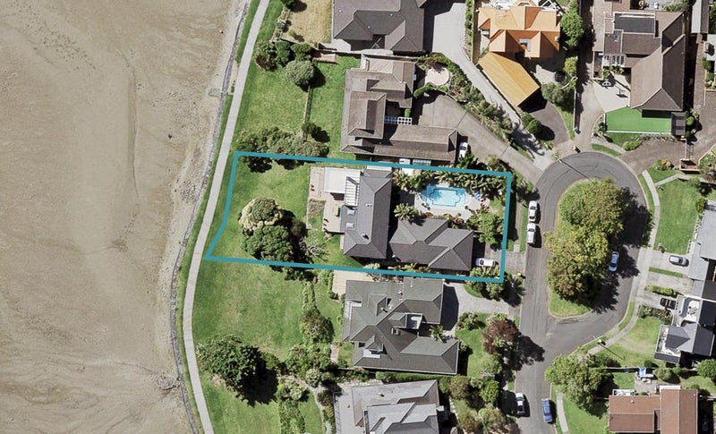 14 Arkley Avenue, Farm Cove, Auckland - Carousel 1