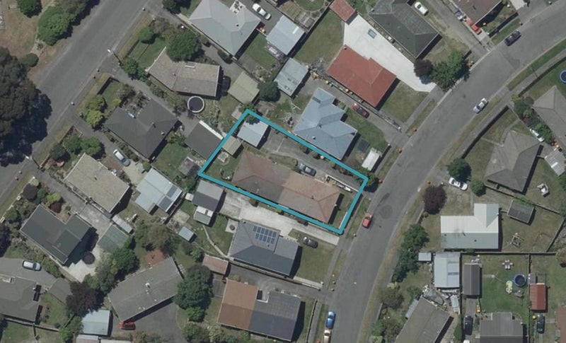1/21 Kuaka Crescent, Bromley, Christchurch - Carousel 1