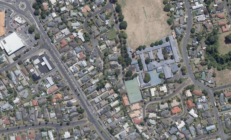 20 Mullane Street, Hillcrest, Hamilton - Carousel 1