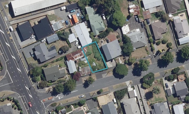 1B Claude Street, Fairfield, Hamilton - Carousel 1