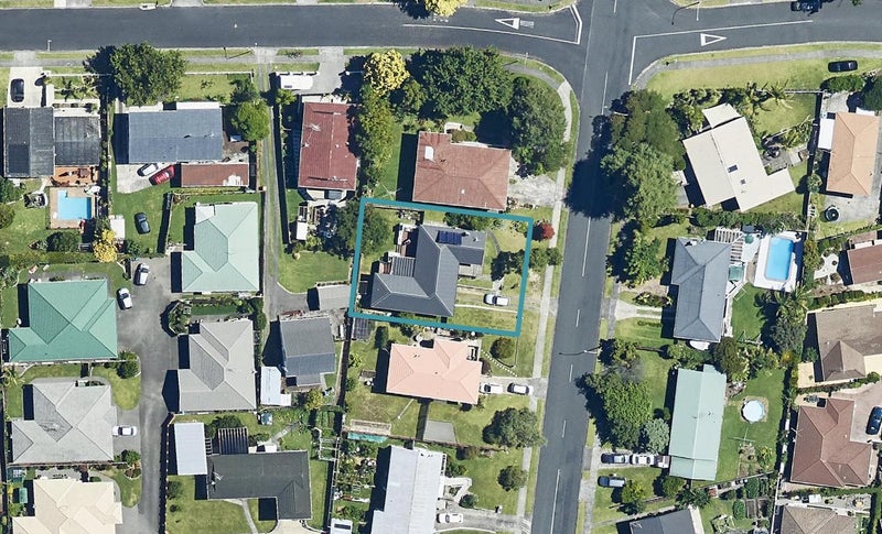 8 Woods Avenue, Matua, Tauranga - Carousel 1
