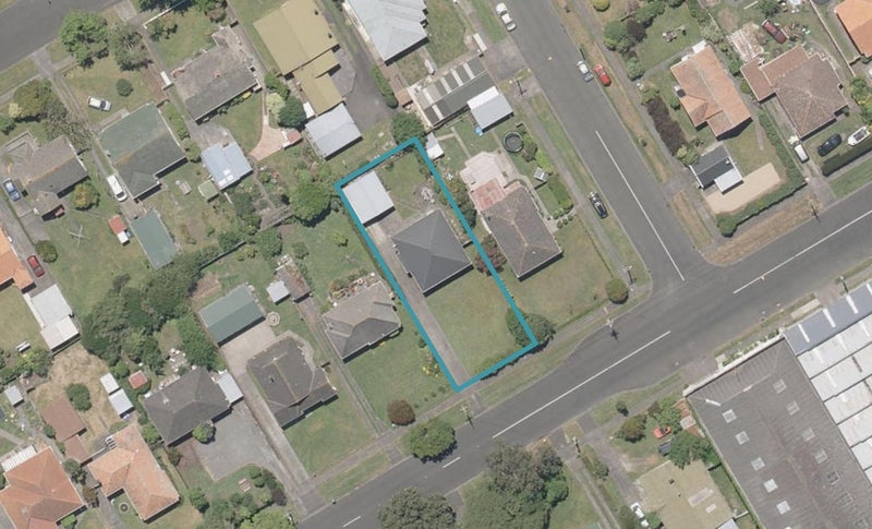 25 Nixon Street, Whanganui East, Whanganui - Carousel 1
