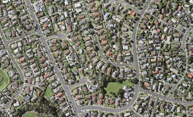 14 Lewisham Street, Highland Park, Auckland - Carousel 1