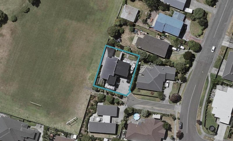 4 Vallance Lane, Raumati Beach, Paraparaumu - Carousel 1