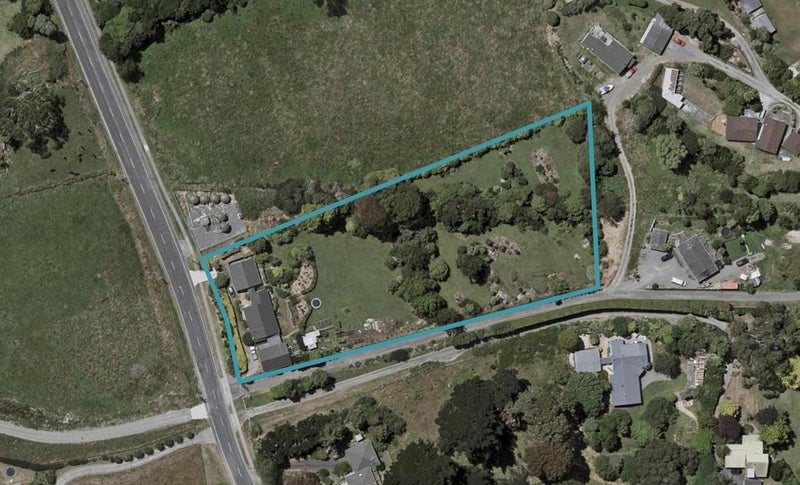 25 Otaihanga Road, Otaihanga, Paraparaumu - Carousel 1
