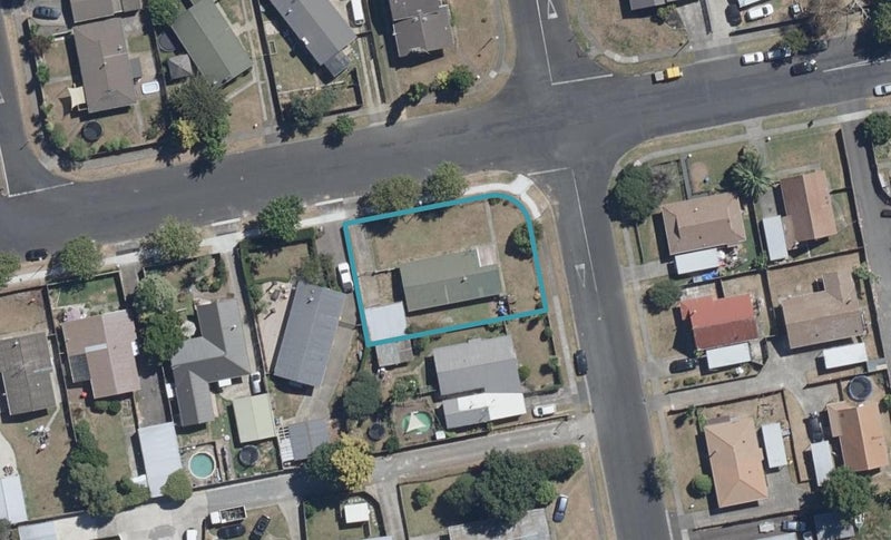 11 Sherwood Drive, Pukete, Hamilton - Carousel 1