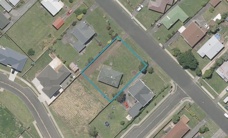 29 Surrey Road, Springvale, Whanganui - Carousel 1