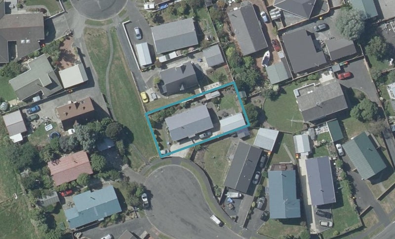 18 Dakota Place, Waldronville, Dunedin - Carousel 1