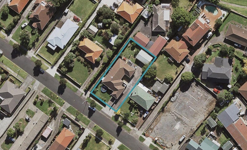 1/11 Omana Road, Papatoetoe, Auckland - Carousel 1