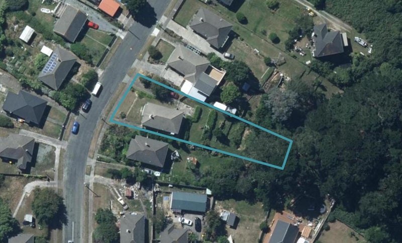 6 Chew Place, Ranui, Porirua - Carousel 1