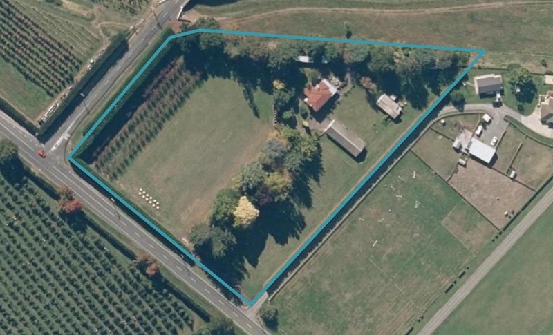 110 Longlands Road East, Longlands, Hastings - Carousel 1