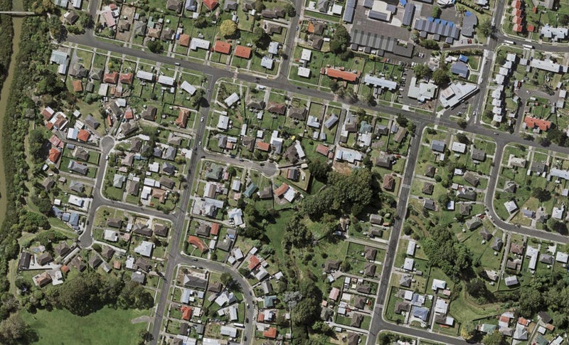 12 Berrett Place, Otara, Auckland - Carousel 1