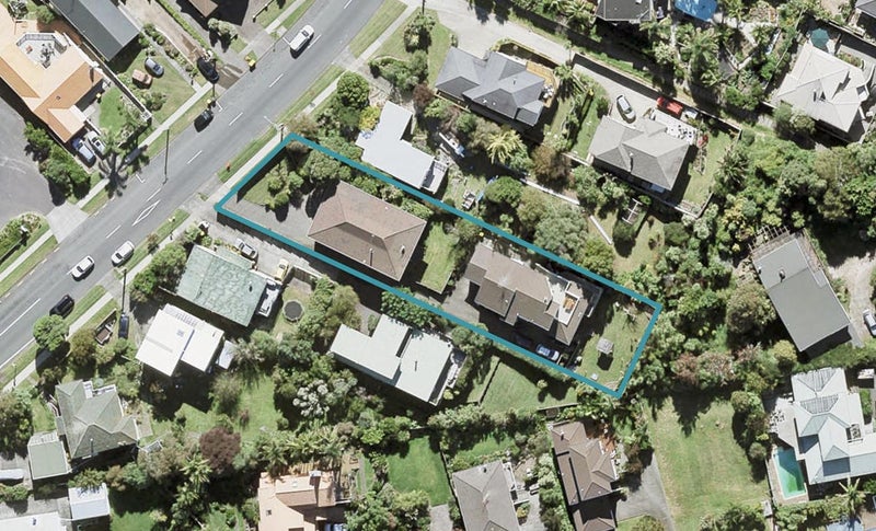 1/63 Deep Creek Road, Waiake, Auckland - Carousel 1