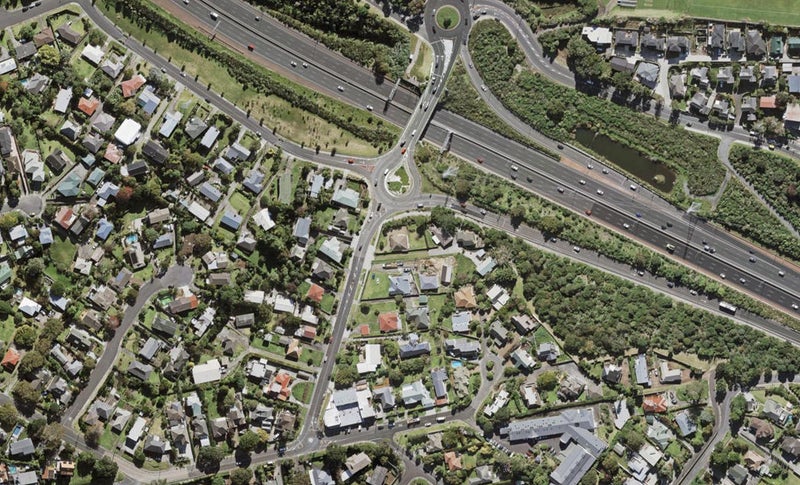 17 Queenstown Road, Hillsborough, Auckland - Carousel 1