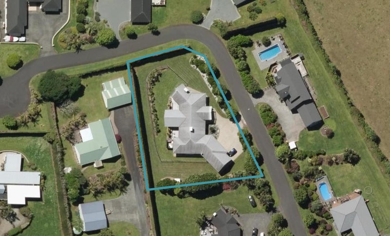 28 Tullamore, Maunu, Whangarei - Carousel 1
