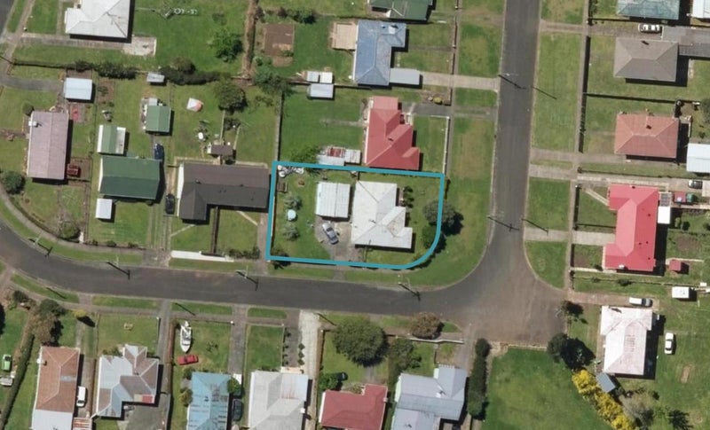 12 Taraire Crescent, Otangarei, Whangarei - Carousel 1
